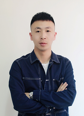 强凯